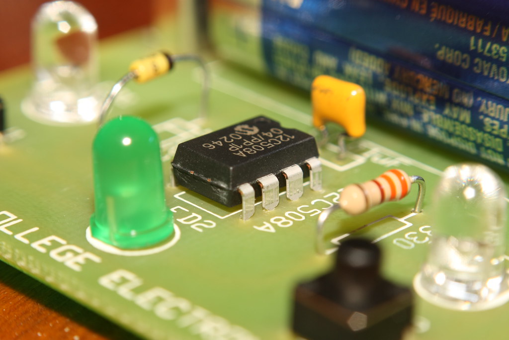 Soudure en fusion sur un circuit imprimé