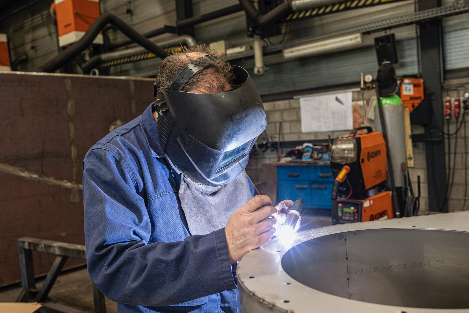 Discover the Benefits of the SuperFlash Variable Gas Mixer for Home Welding