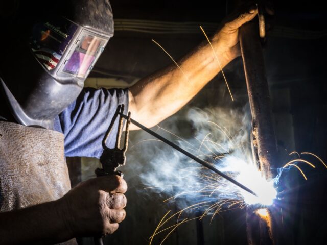 Checklist pour choisir et évaluer un atelier de soudure local