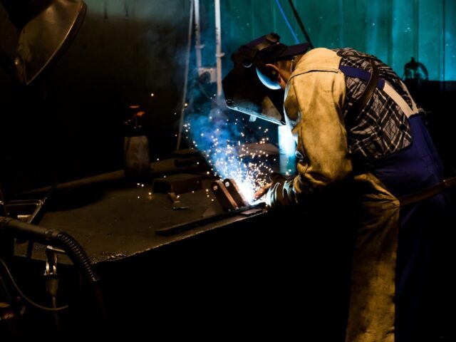 Meilleurs postes à souder pour petits ateliers de fabrication